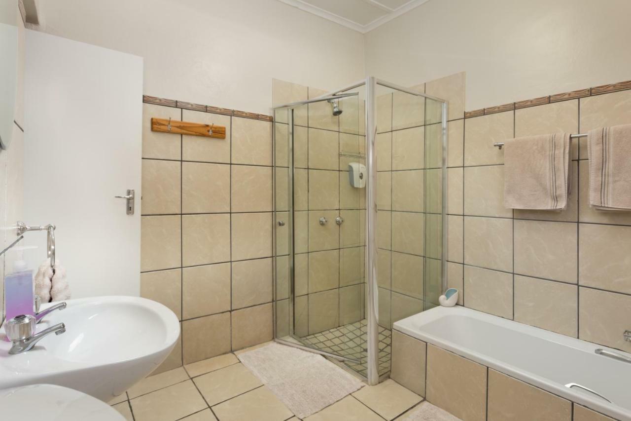 קולסברג La La Dathel Guesthouse מראה חיצוני תמונה
